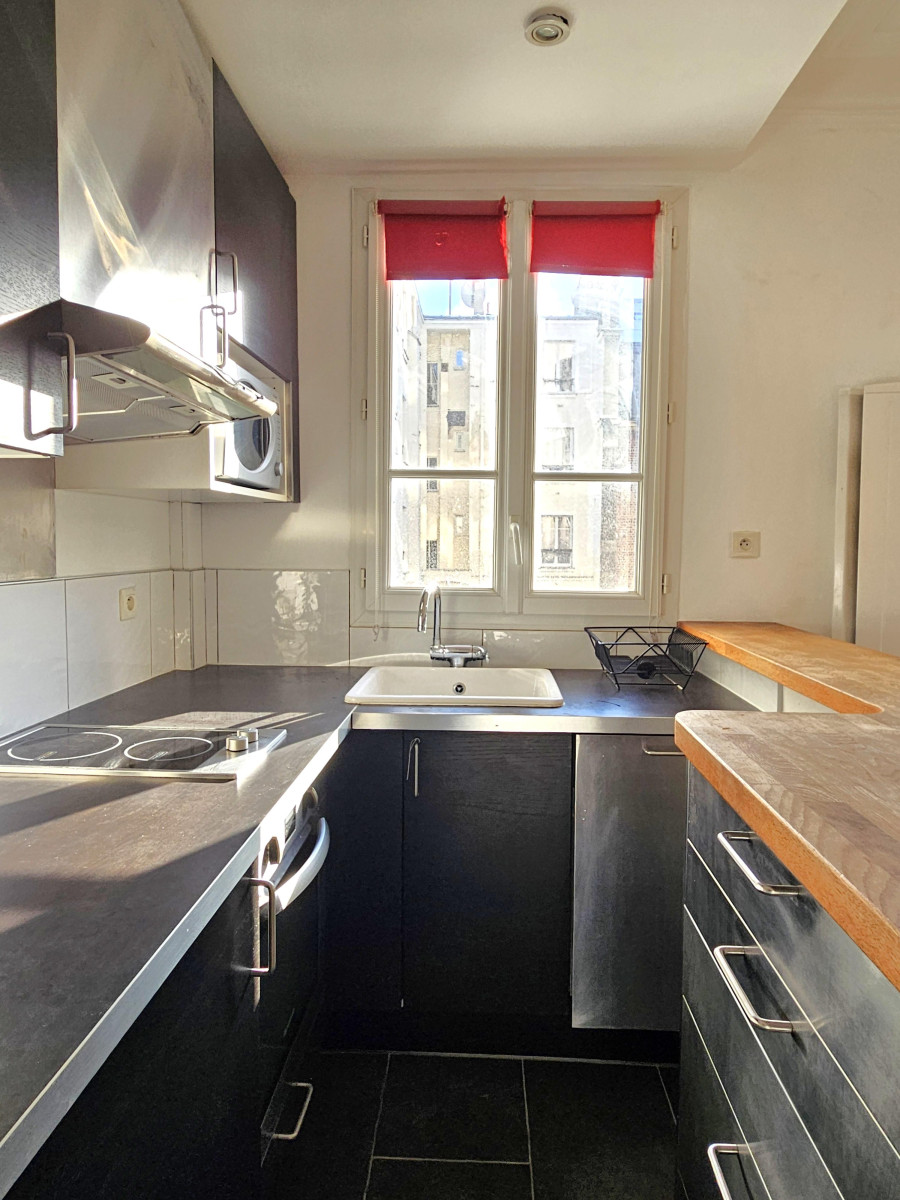 
                                                Vente
                                                 Charmant 2 pièces lumineux calme - Volontaires