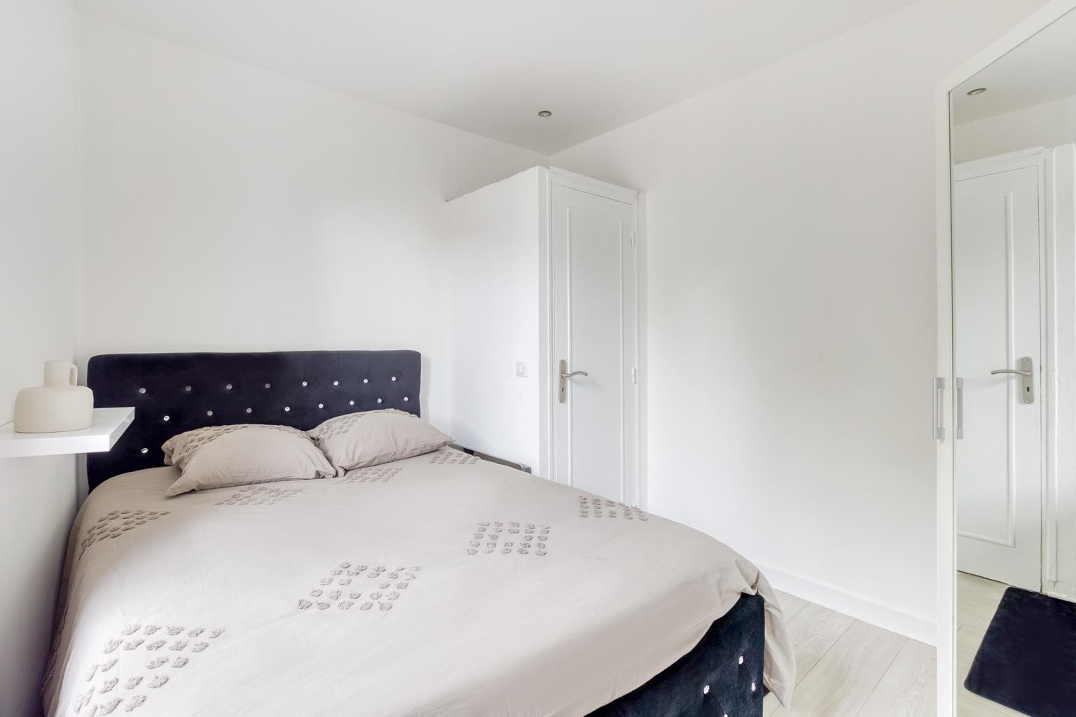 
                                                Location
                                                 Charmant 2 pièces meublé – 27 m² – Colombes