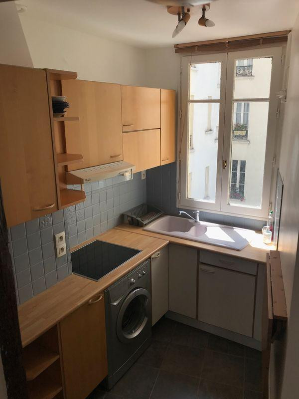 
                                                Location
                                                 Charmant 2 pièces meublé