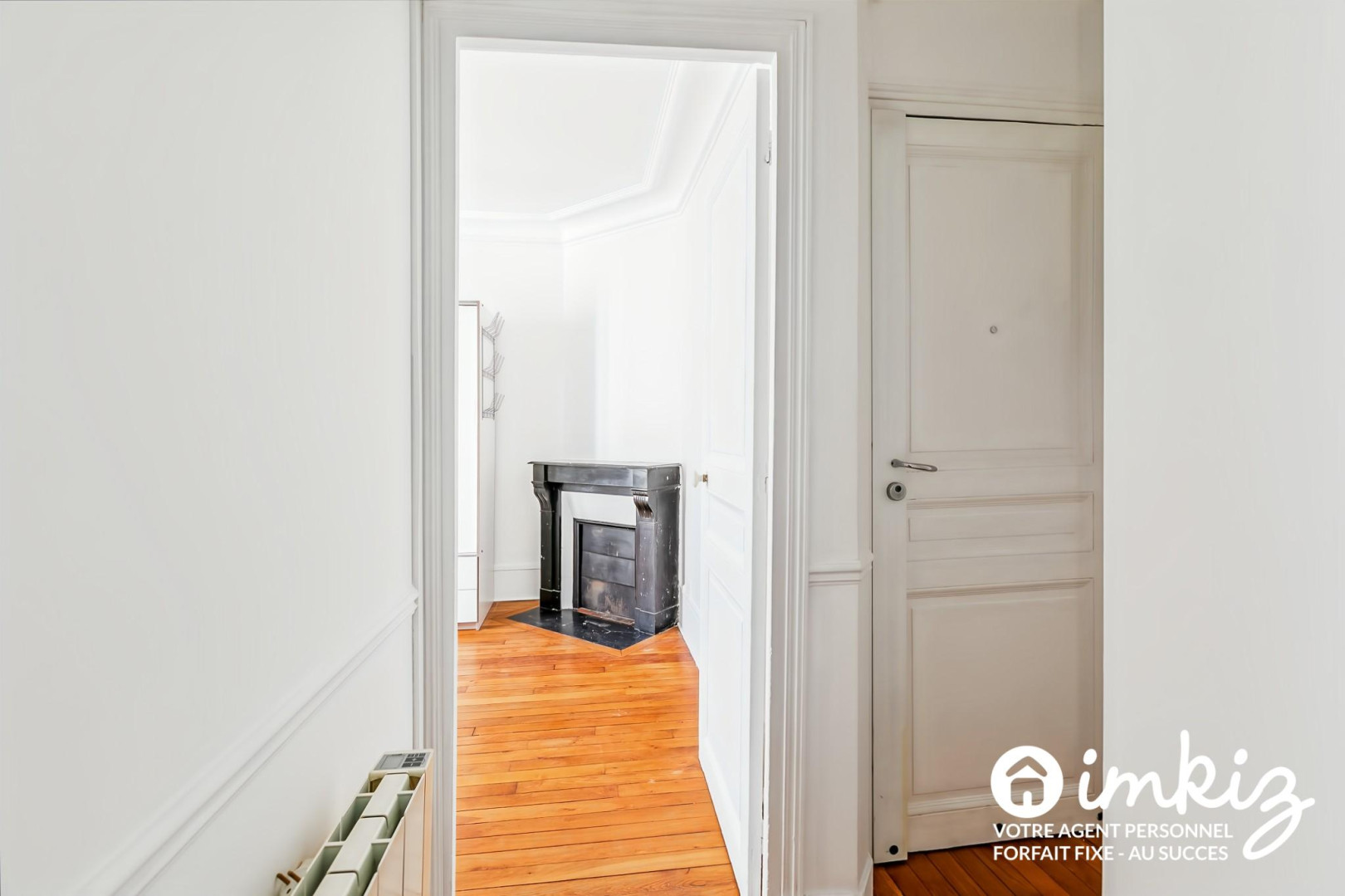 
                                                Vente
                                                 Charmant 2 pièces rénové – Dernier étage  Lumineux