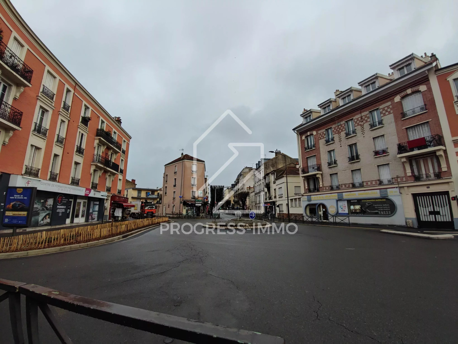 
                                                Location
                                                 ✨ Charmant 2 Pièces Traversant – Calme & Lumineux ☀️