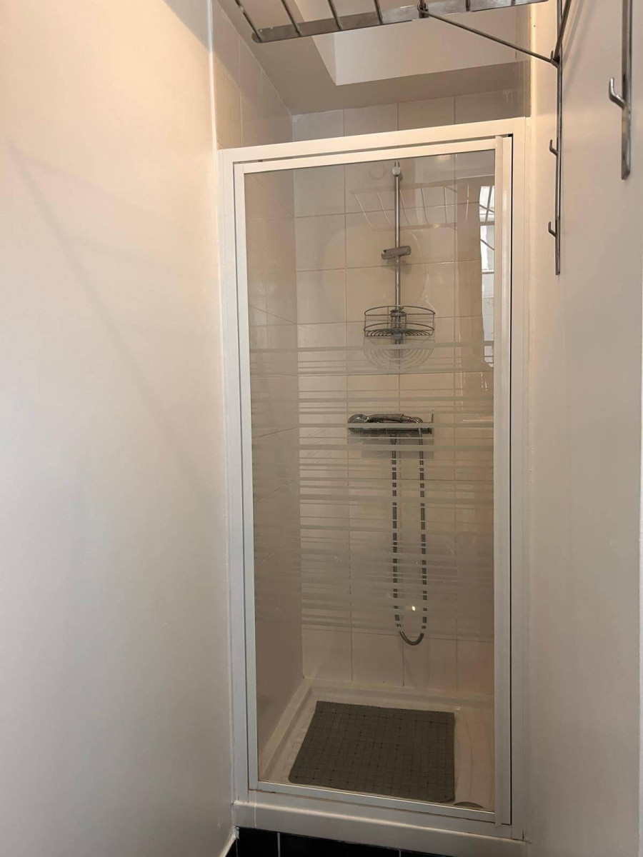 
                                                Location
                                                 Charmant 2P meublé 21m² près de l’hôpital Bichat