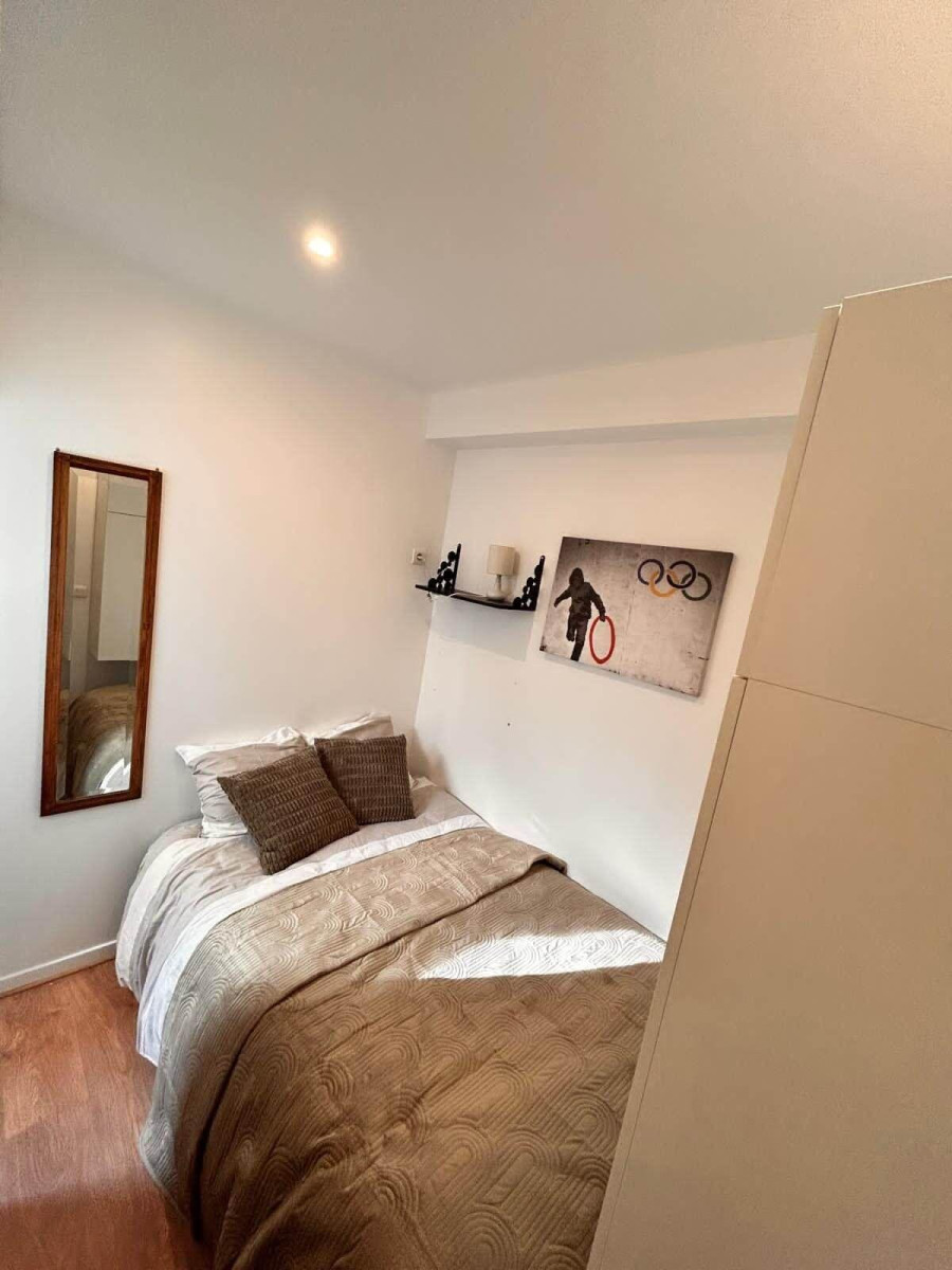 
                                                Location
                                                 Charmant 2P meublé 21m² près de l’hôpital Bichat