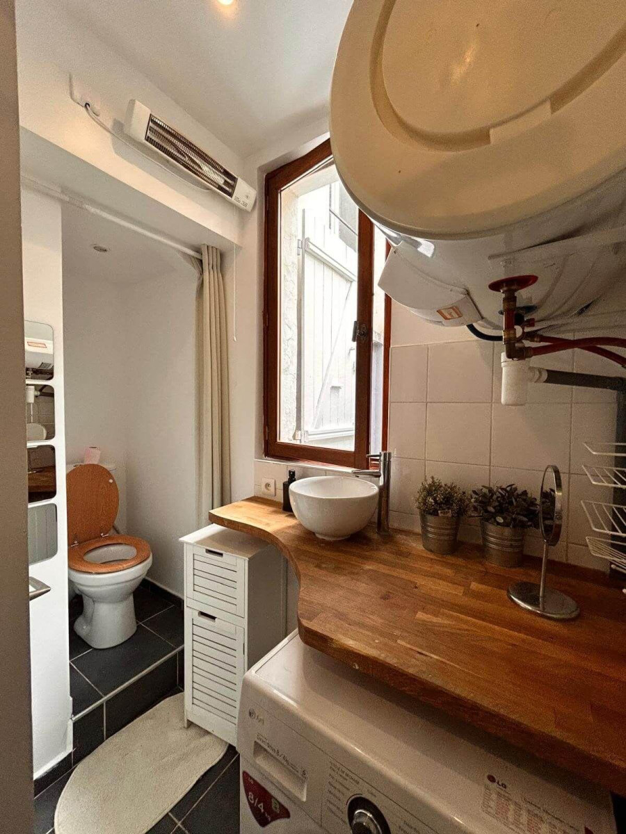 
                                                Location
                                                 Charmant 2P meublé 21m² près de l’hôpital Bichat
