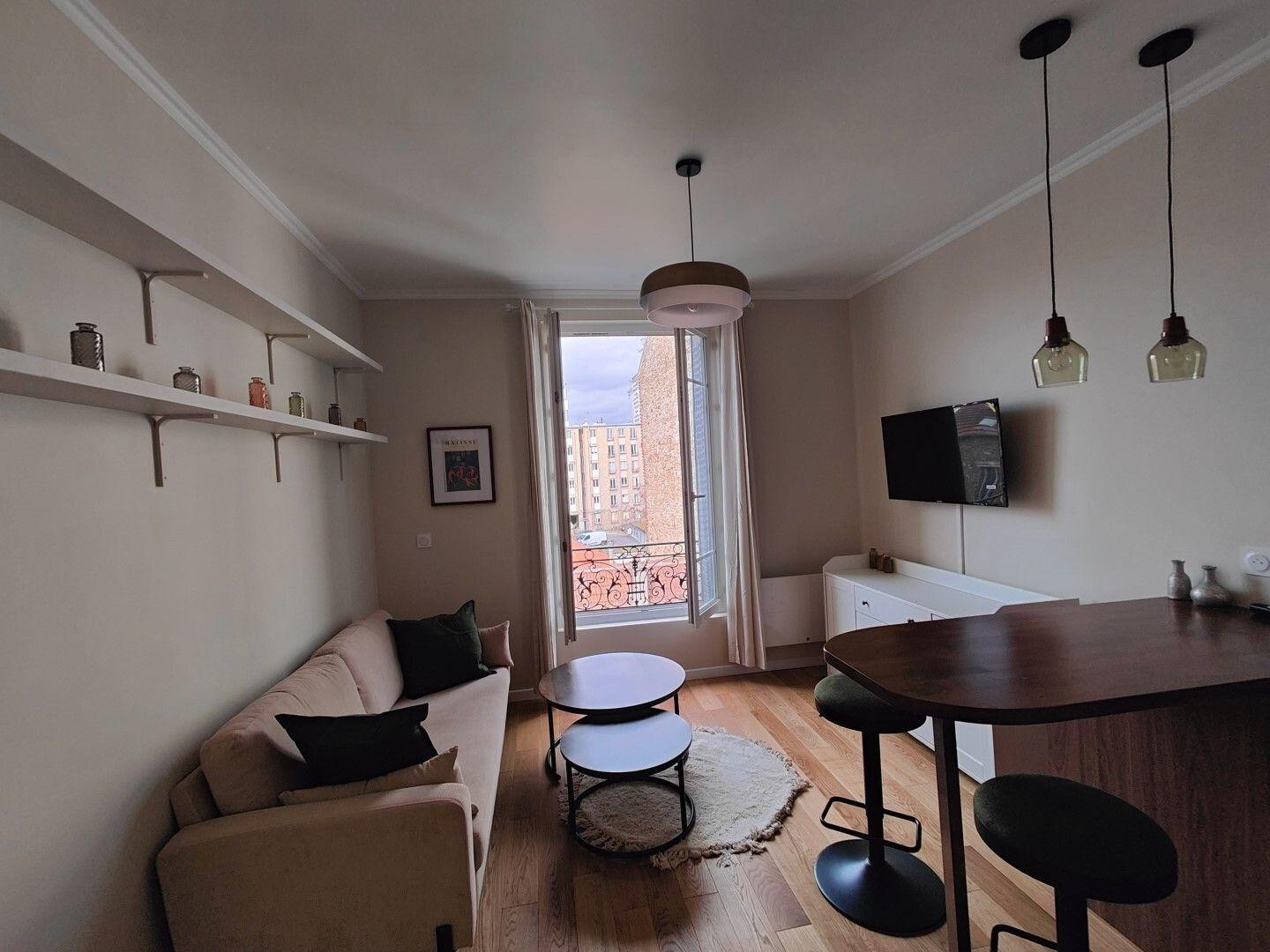 
                                                Location
                                                 Charmant 2P meublé de 29 m² entièrement rénové