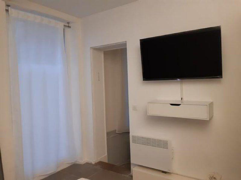
                                                Location
                                                 Charmant 2pièces de 28m2 entièrement équipé