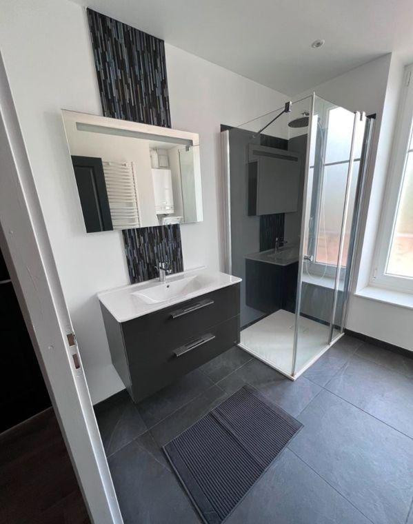 
                                                Location
                                                 Charmant 3 pièces 60m² rénové à Nancy