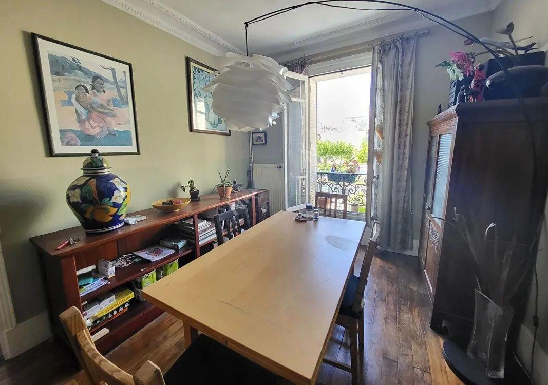 
                                                Location
                                                 Charmant 4 pièces meublé 66m² Puteaux