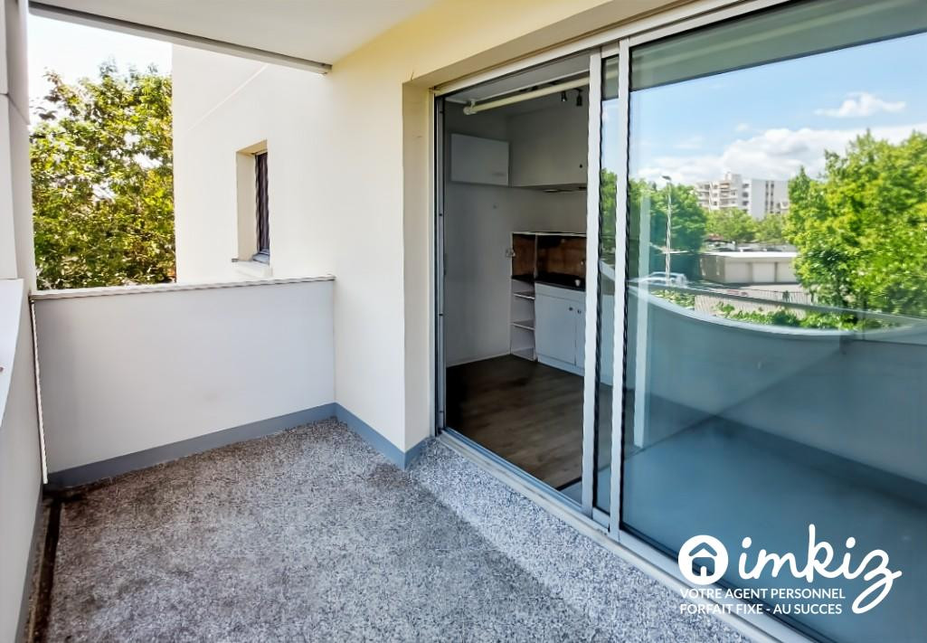 
                                                Vente
                                                 Charmant appartement 2 pièces