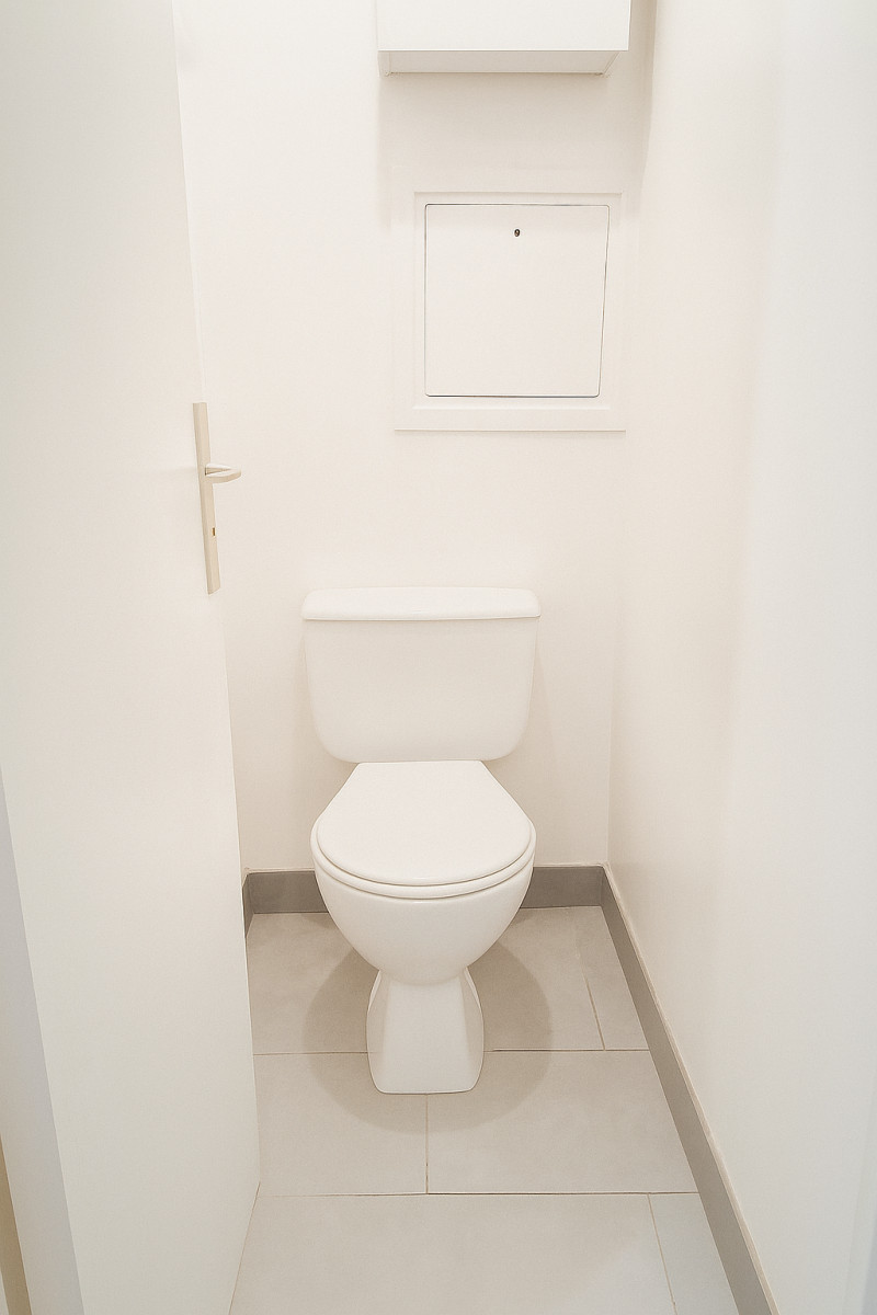 
                                                Vente
                                                 Charmant Appartement 2 Pièces avec Parking à Neuilly-sur-Seine