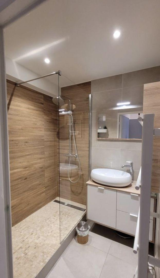 
                                                Location
                                                 Charmant Appartement