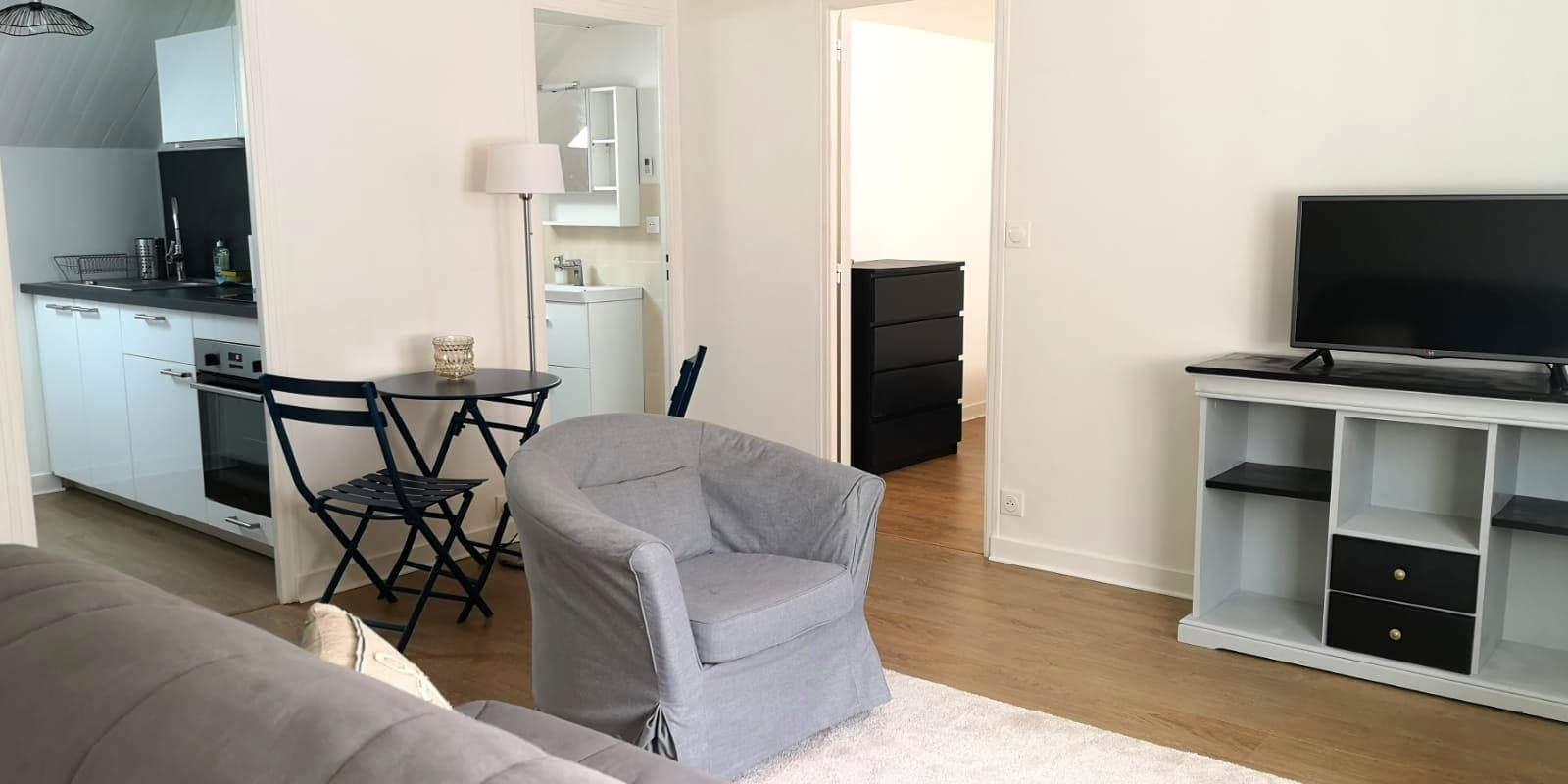 
                                                Vente
                                                 Charmant Appartement à Vendre à Pornichet