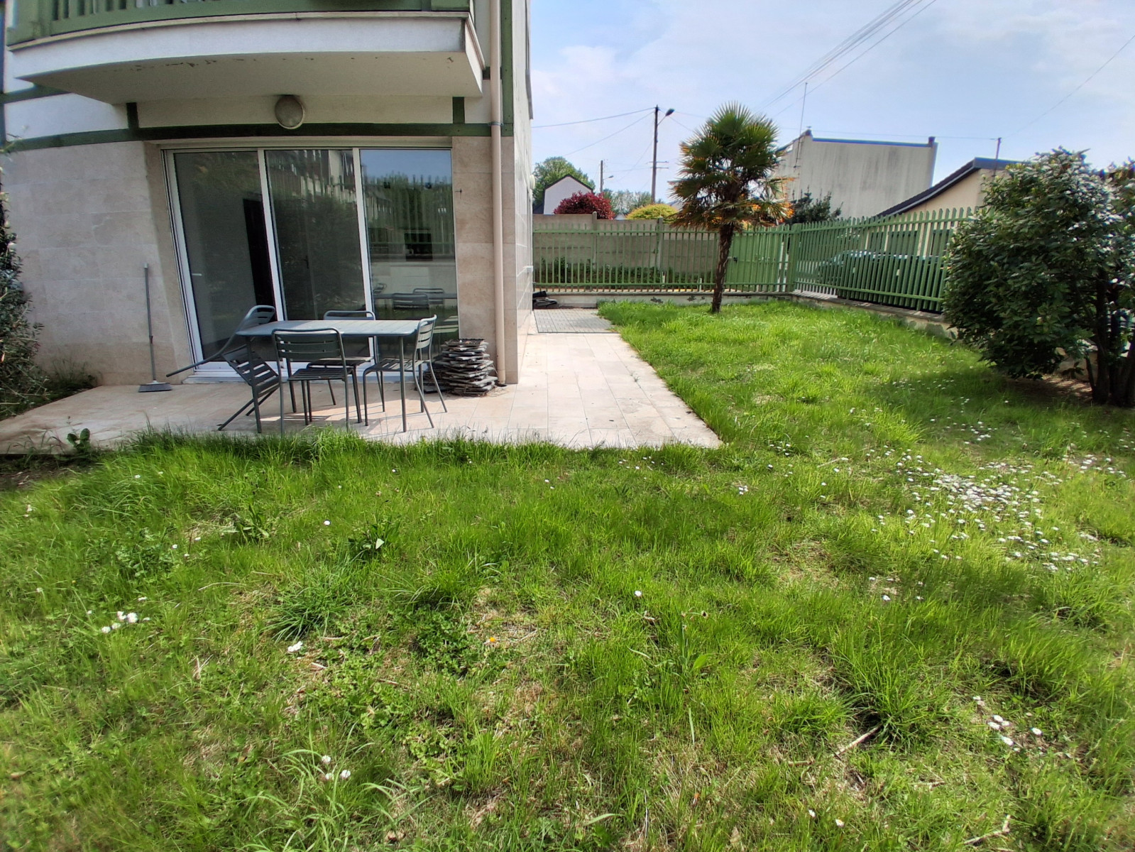 
                                                Vente
                                                 Charmant Appartement avec Terrasse à Trouville-sur-Mer