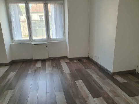 
                                                Location
                                                 Charmant appartement dans la vallée de la Juine