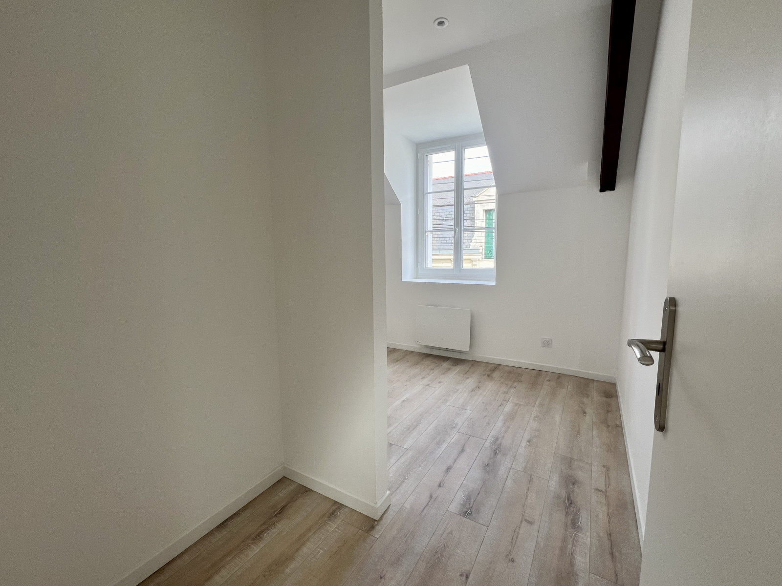 
                                                Vente
                                                 Charmant Appartement de Caractère à Angers