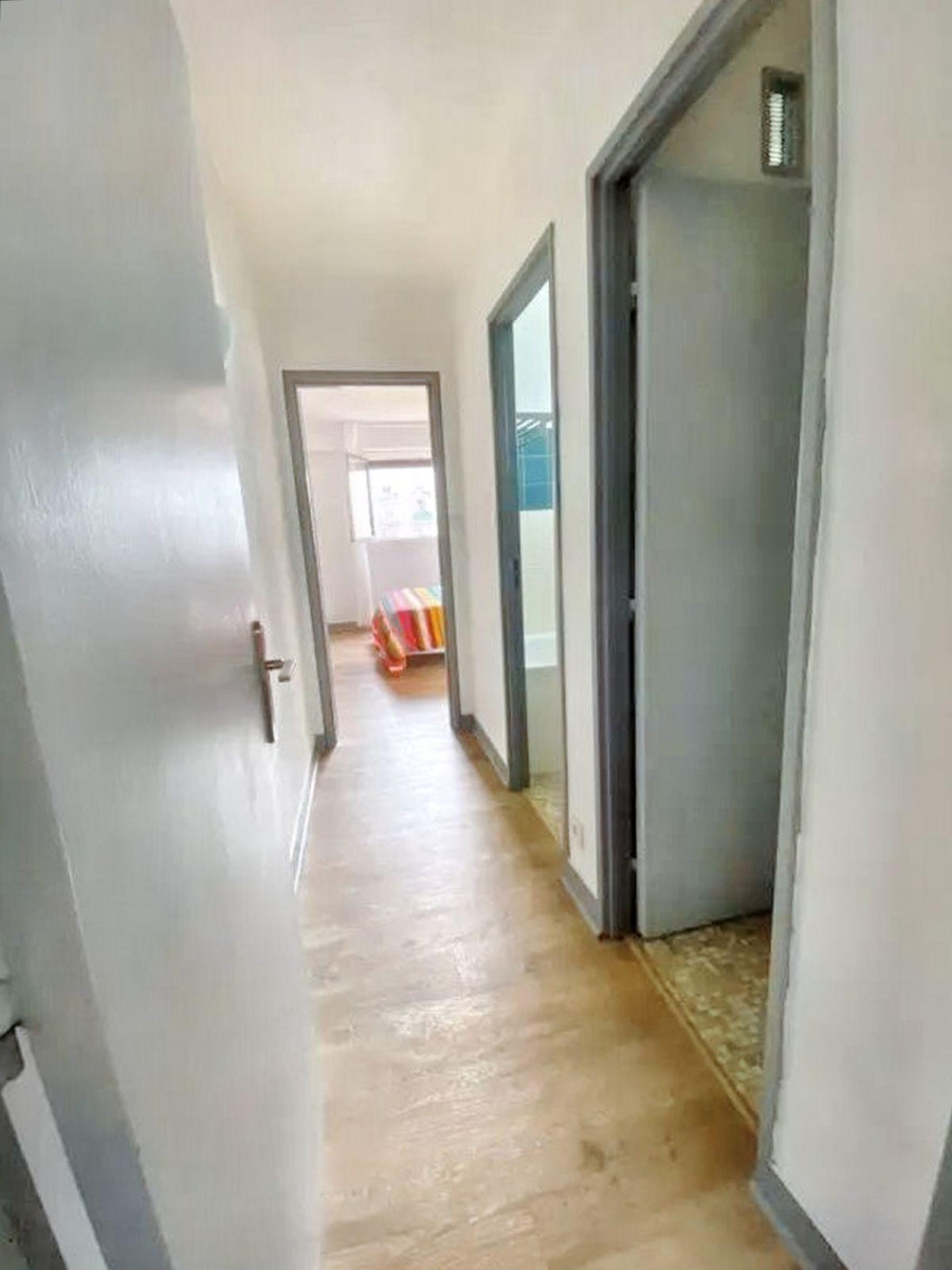 
                                                Location
                                                 Charmant appartement deux pièces