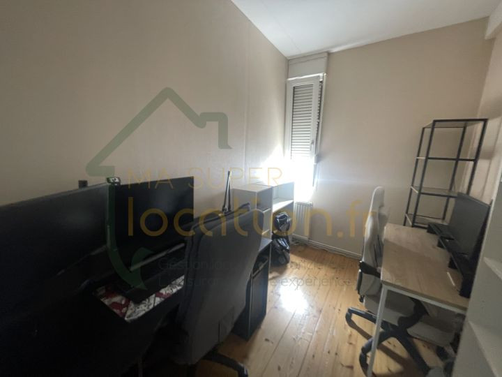 
                                                Location
                                                 Charmant Appartement F3