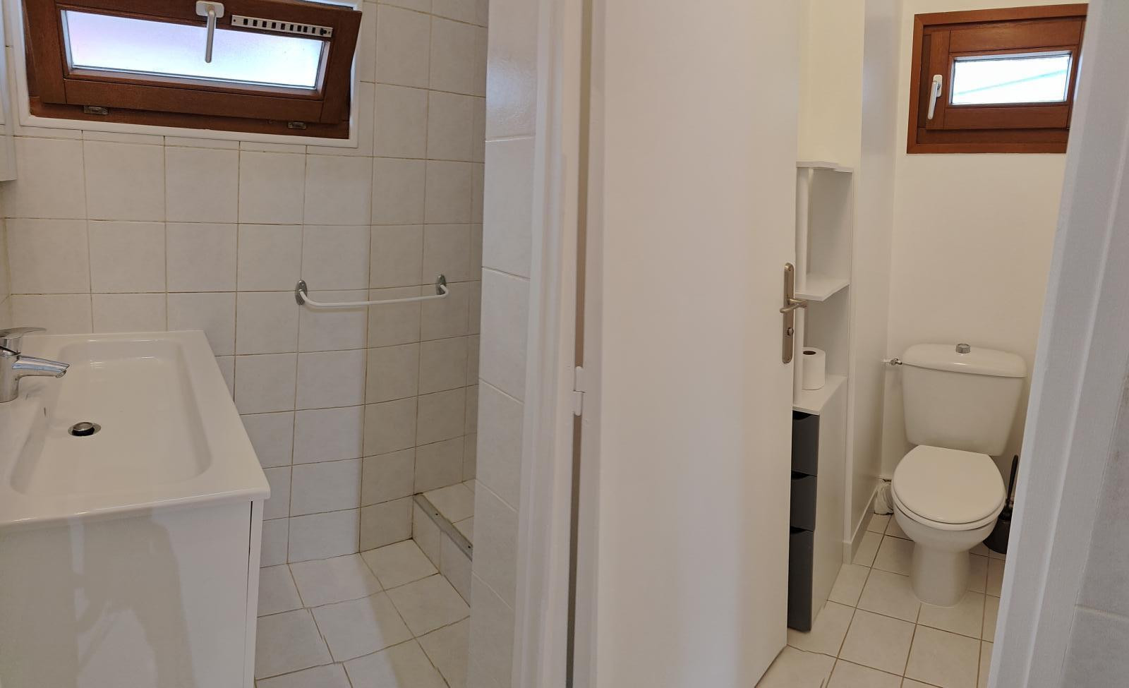 
                                                Location
                                                 Charmant appartement lumineux, calme et neuf