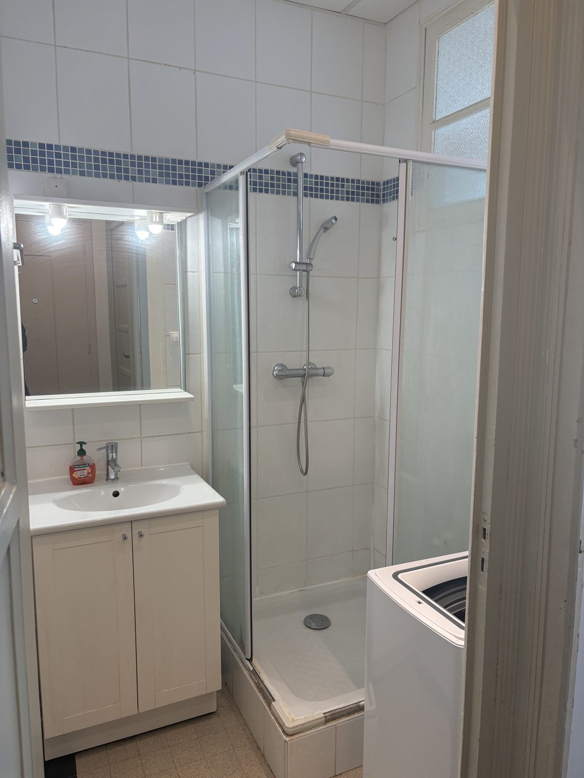 
                                                Location
                                                 Charmant appartement meublé de 33m²