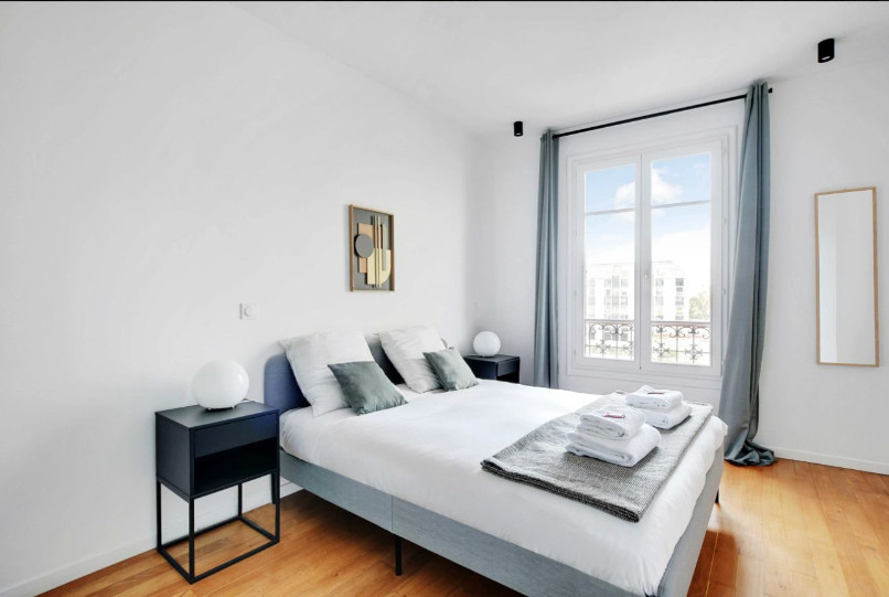 
                                                Location
                                                 Charmant appartement meuble - Levallois-Perret