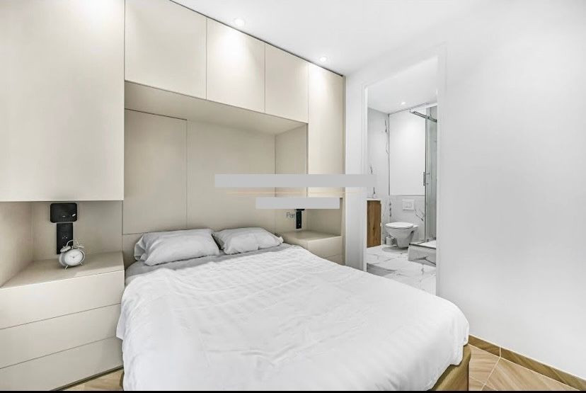 
                                                Location
                                                 Charmant Appartement rénové, calme et proche bois de Vincennes, à 4min du Métro (loyer tout inclus)
