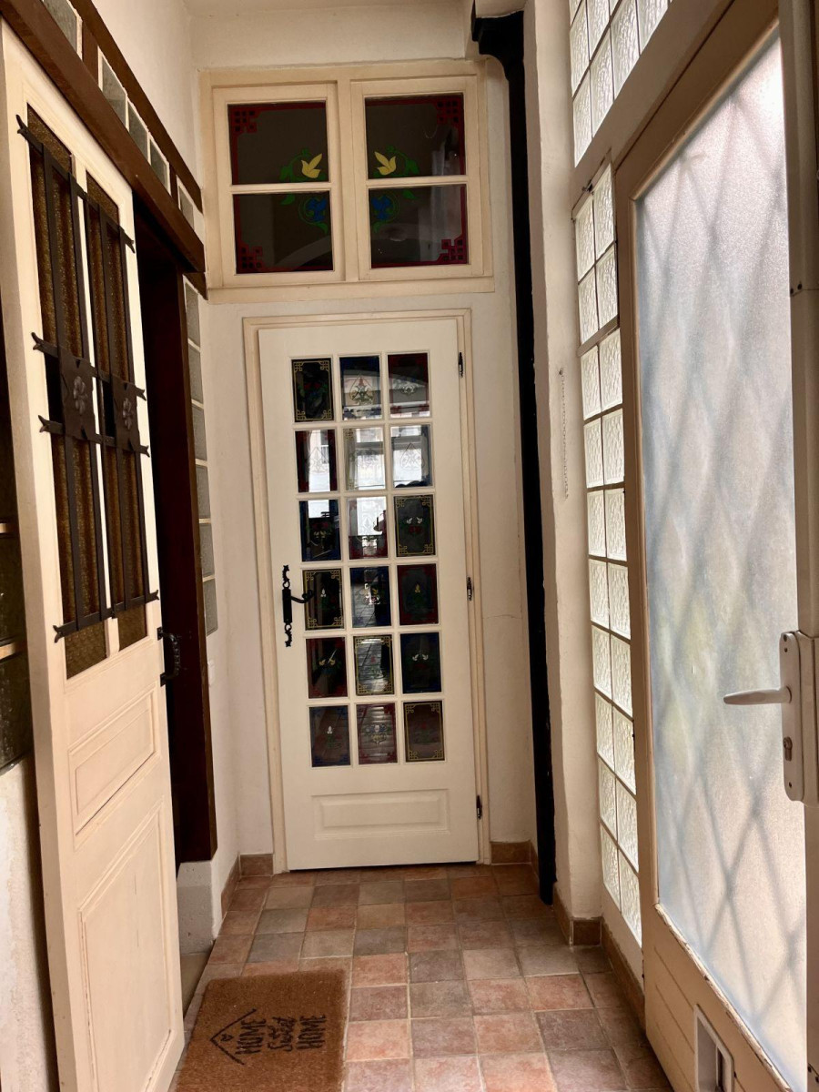 
                                                Location
                                                 Charmant Appartement T3 atypique Paris 14