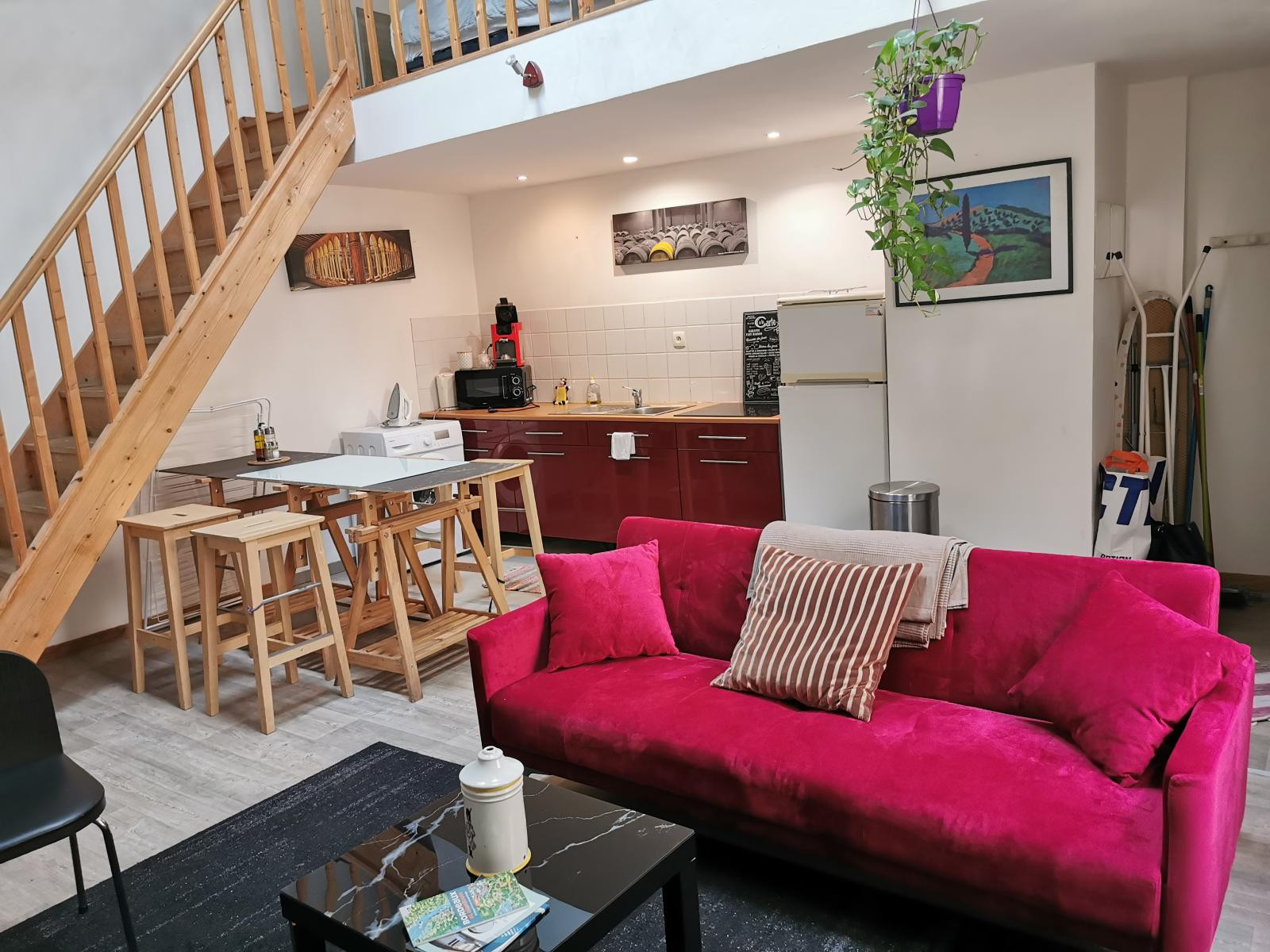 
                                                Location
                                                 Charmant duplex 48 m² – centre historique