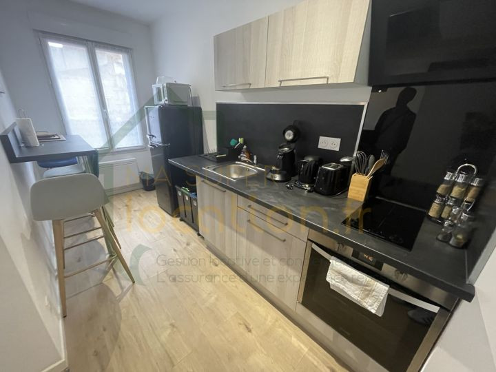 
                                                Location
                                                 Charmant Duplex Meublé de 41 m² à Saint-Quentin 02100