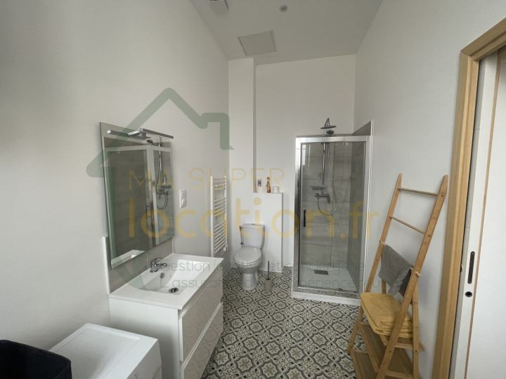 
                                                Location
                                                 Charmant Duplex Meublé de 41 m² à Saint-Quentin 02100