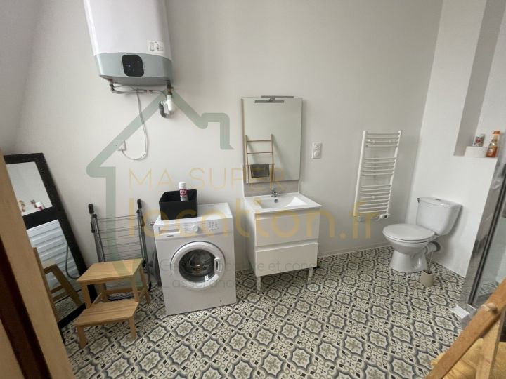 
                                                Location
                                                 Charmant Duplex Meublé de 41 m² à Saint-Quentin 02100