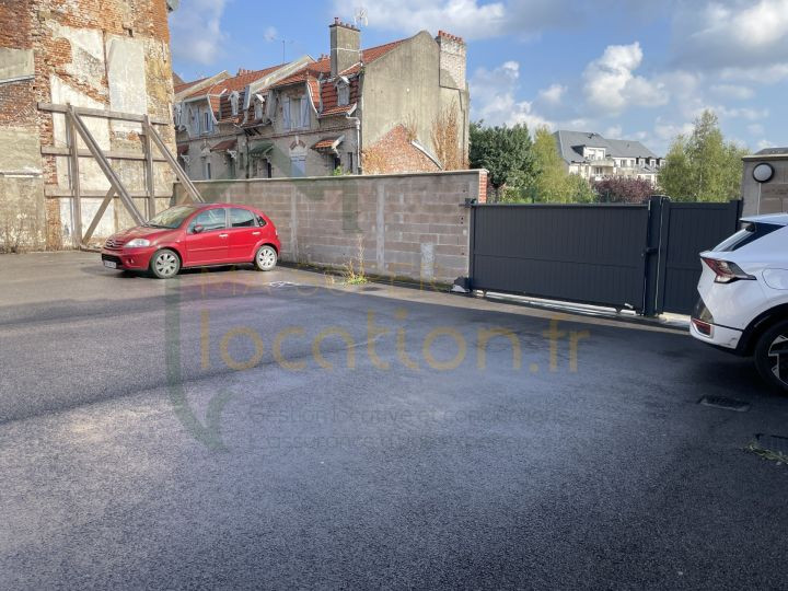 
                                                Location
                                                 Charmant Duplex Meublé de 41 m² à Saint-Quentin 02100