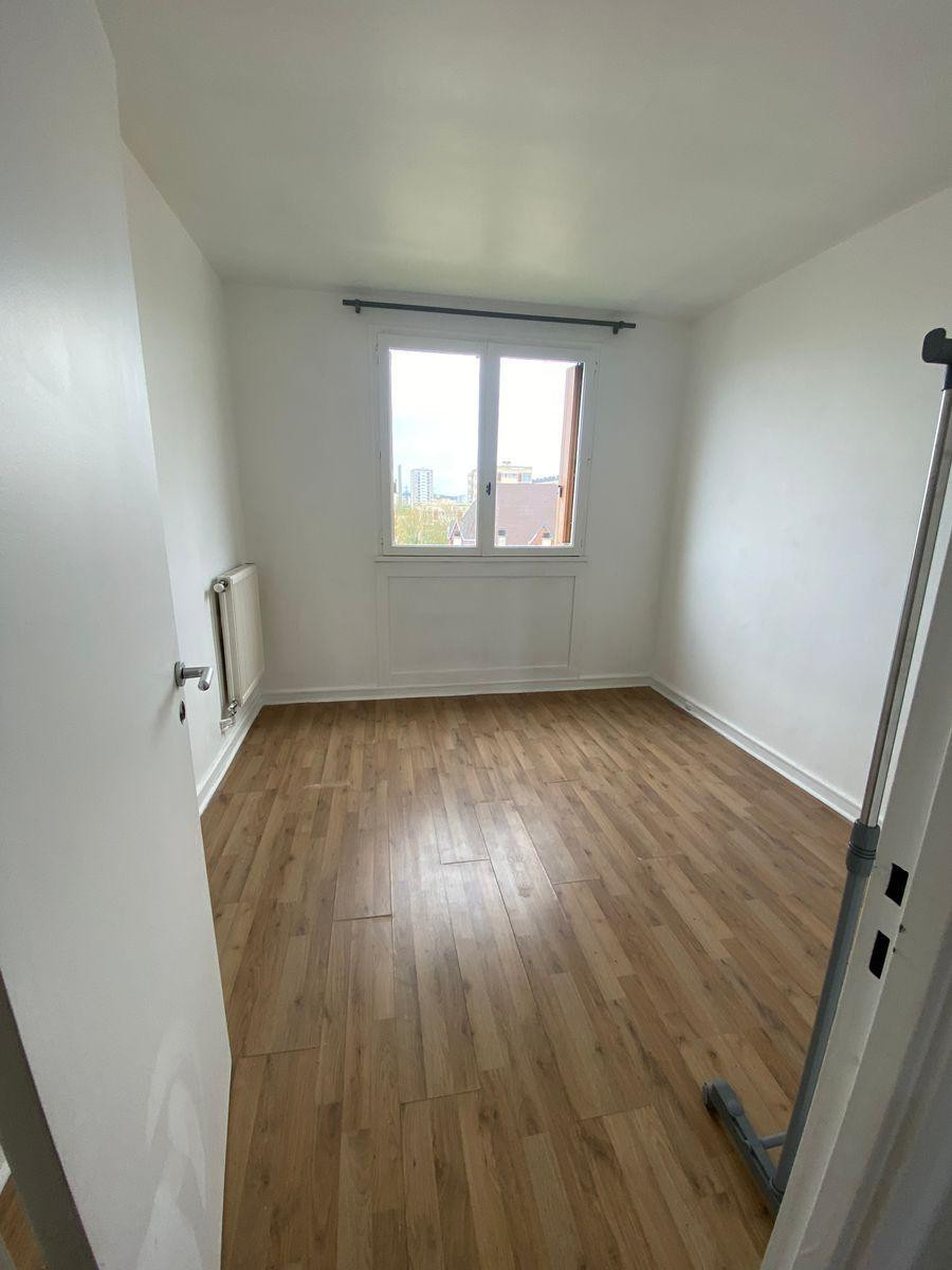
                                                Location
                                                 Charmant et lumineux appartement
