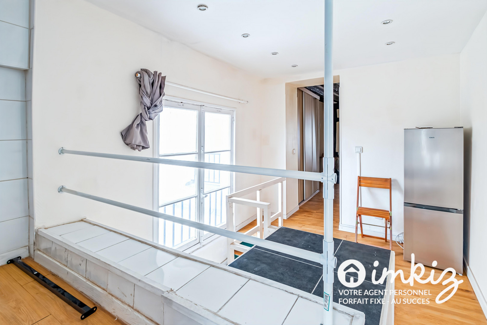 
                                                Vente
                                                 Charmant Grand Studio Eglise d'Auteuil