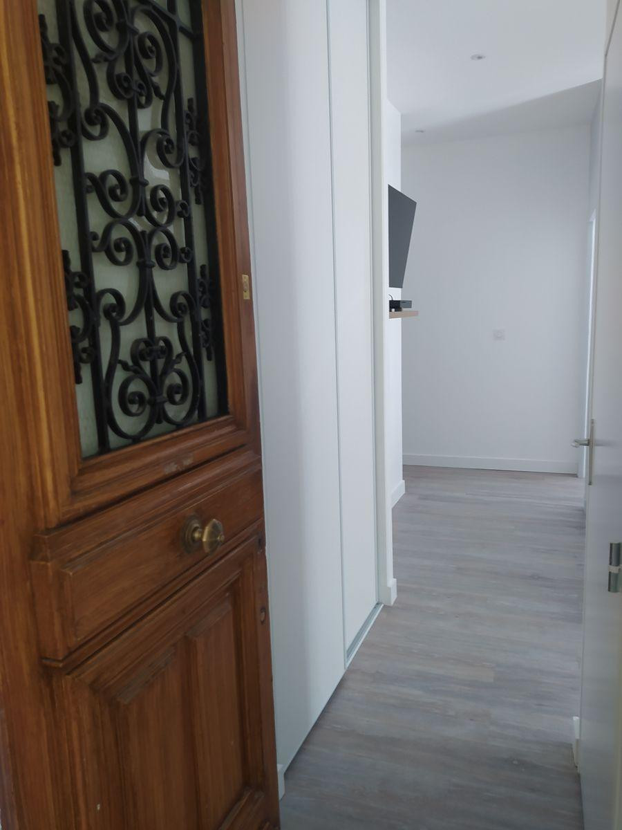 
                                                Location
                                                 Charmant meublé récemment réhabilité