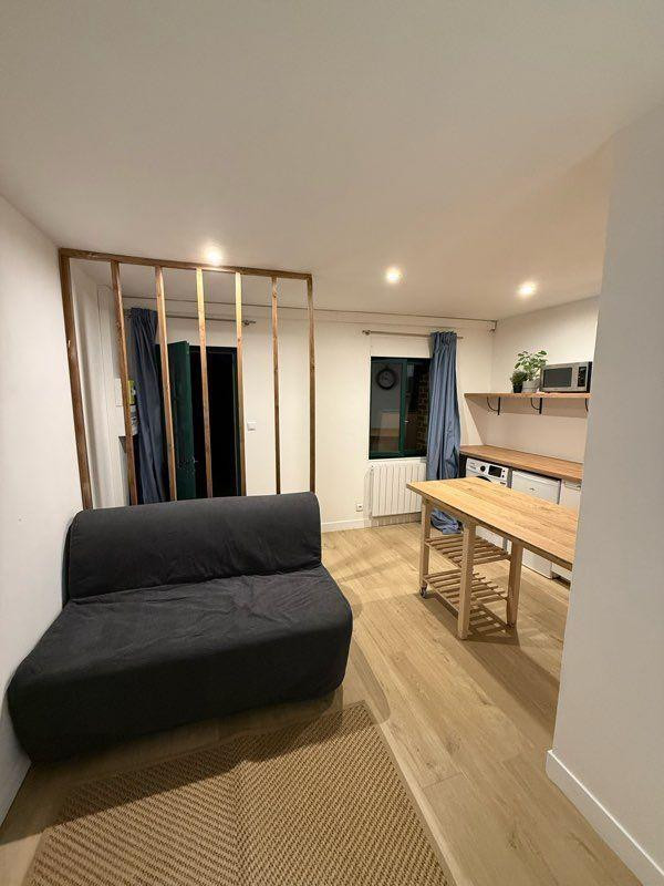 
                                                Location
                                                 Charmant studio 20m² refait à neuf