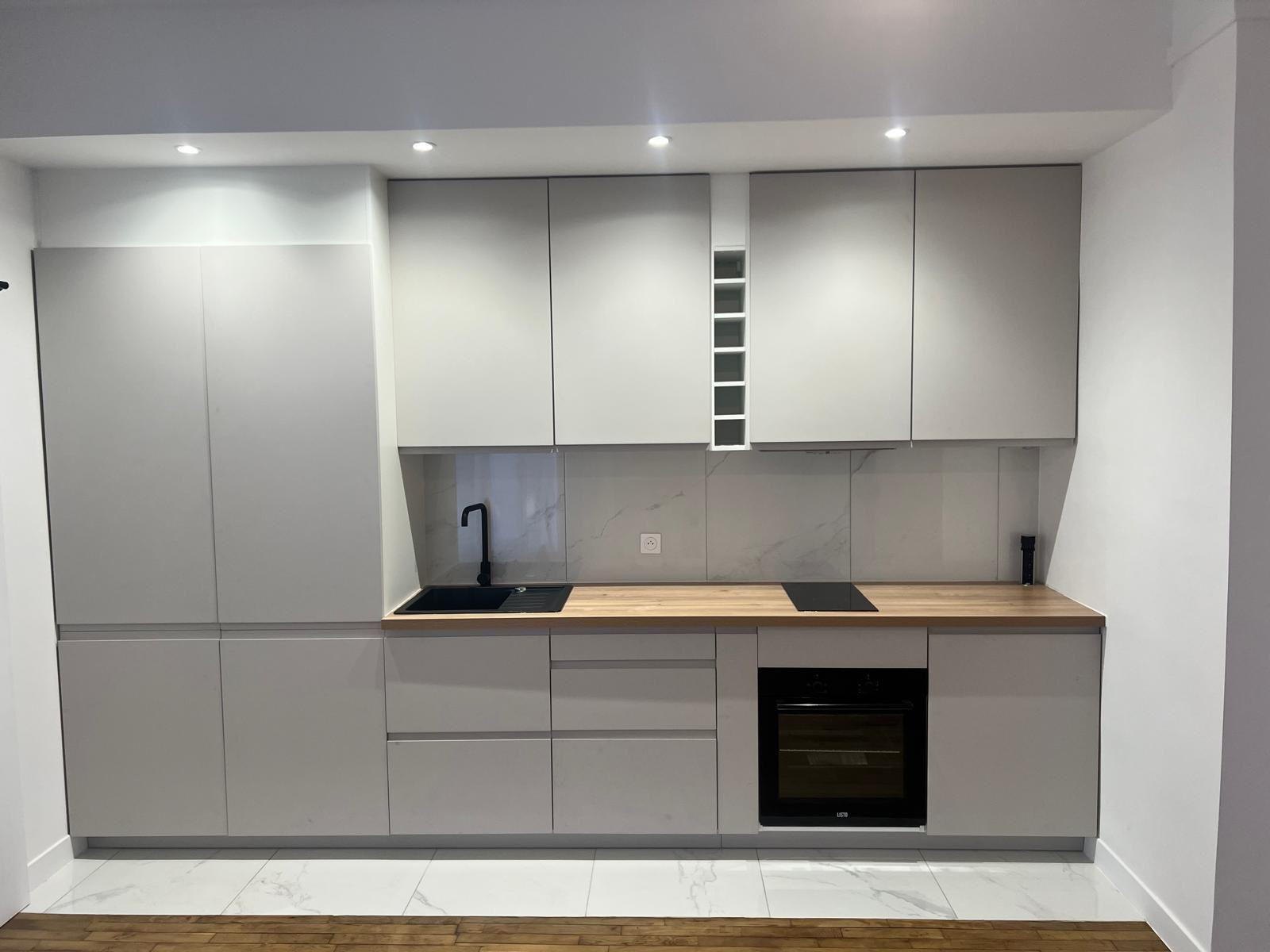 
                                                Location
                                                 Charmant studio 23m² entièrement rénové à Asnières