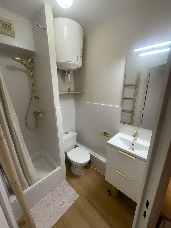 
                                                Location
                                                 Charmant studio 25m2 meublé avec parking