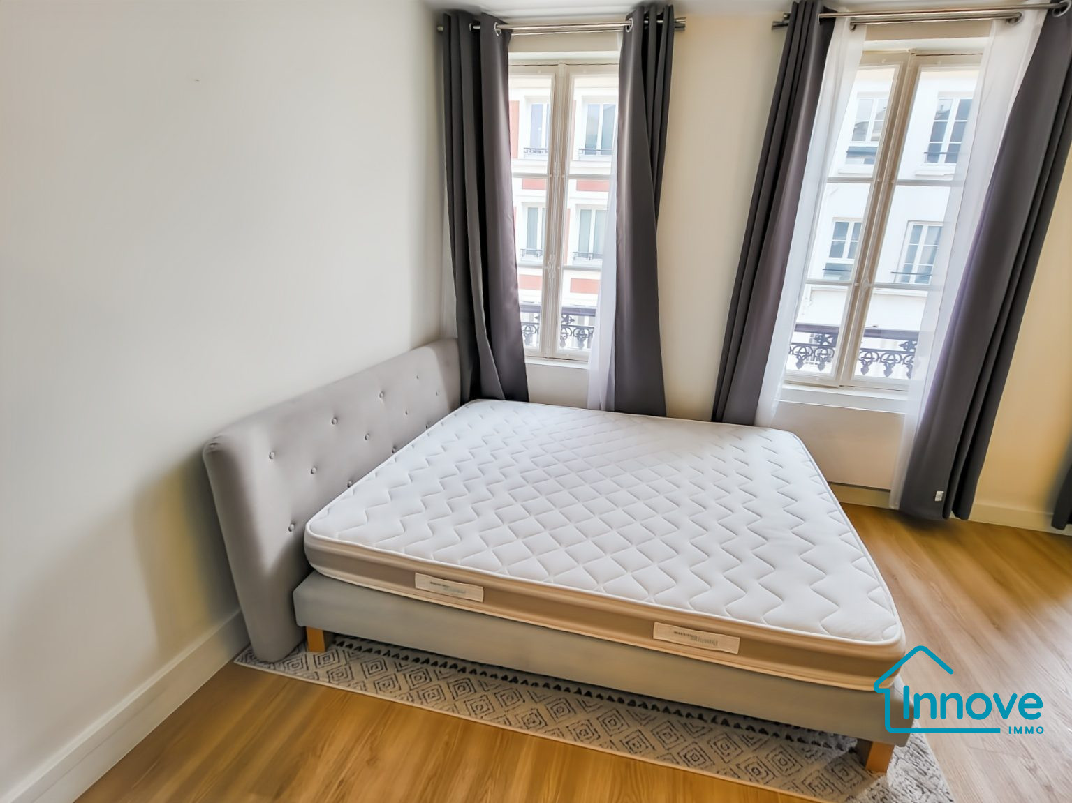 
                                                Location
                                                 Charmant Studio 32m² - Ecole Militaire