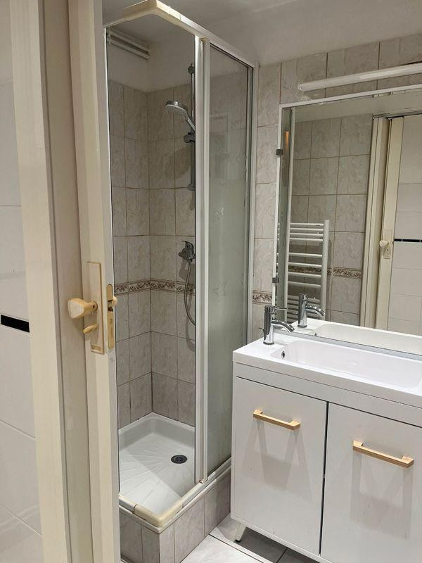 
                                                Location
                                                 Charmant studio à louer pour étudiant à Pontault