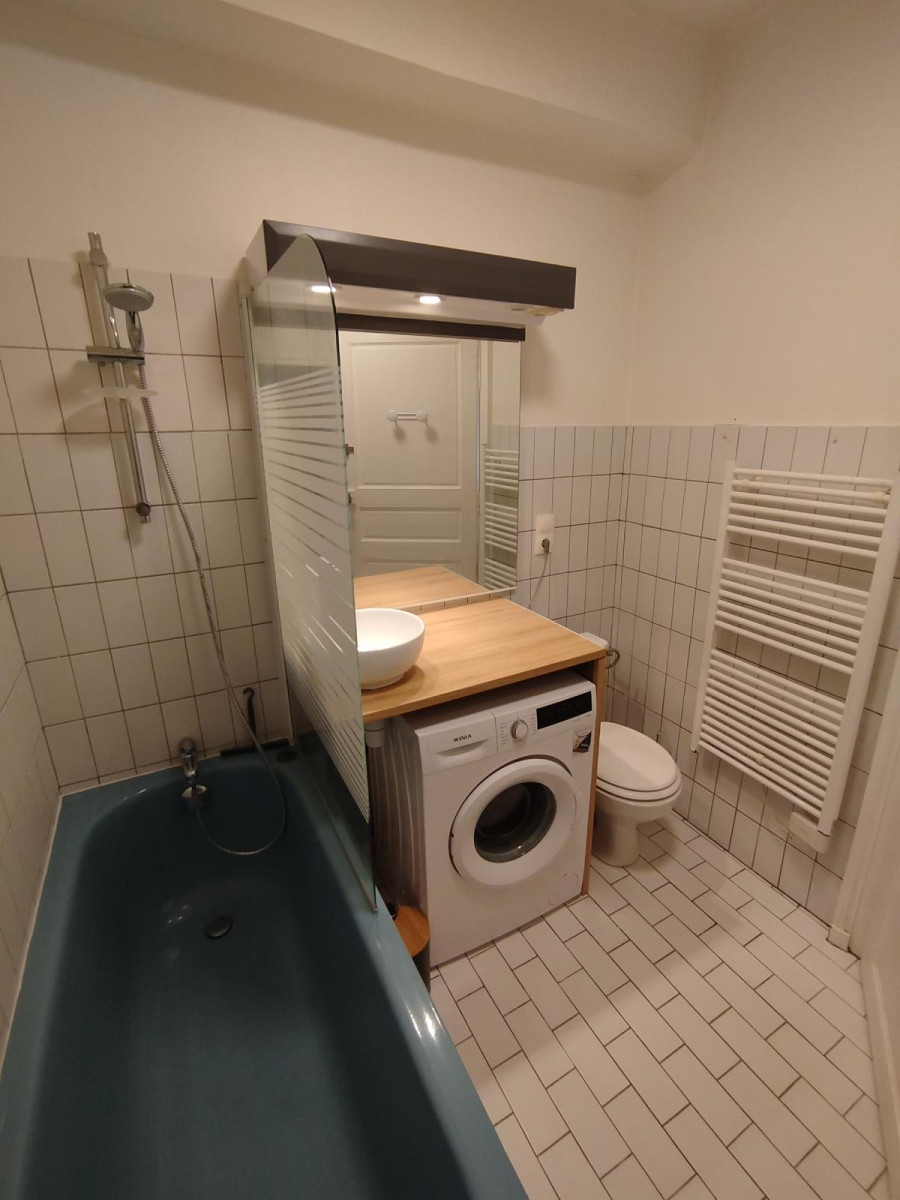 
                                                Location
                                                 Charmant studio au coeur de Saumur