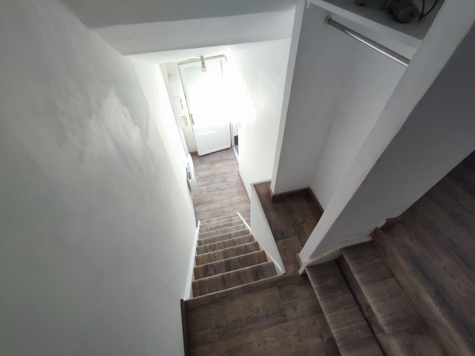 
                                                Location
                                                 Charmant studio avec cour et mezzanine