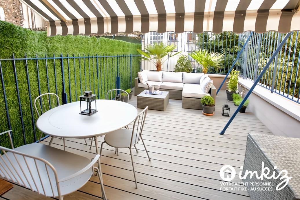 
                                                Vente
                                                 Charmant studio avec terrasse aménagée