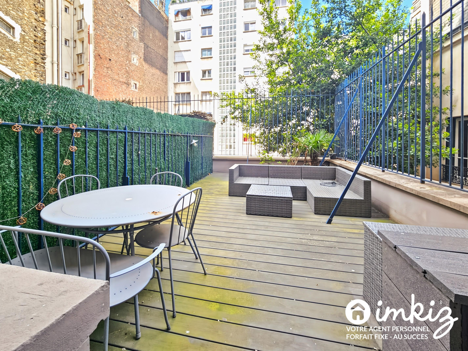 
                                                Vente
                                                 Charmant studio avec terrasse de 24 m²