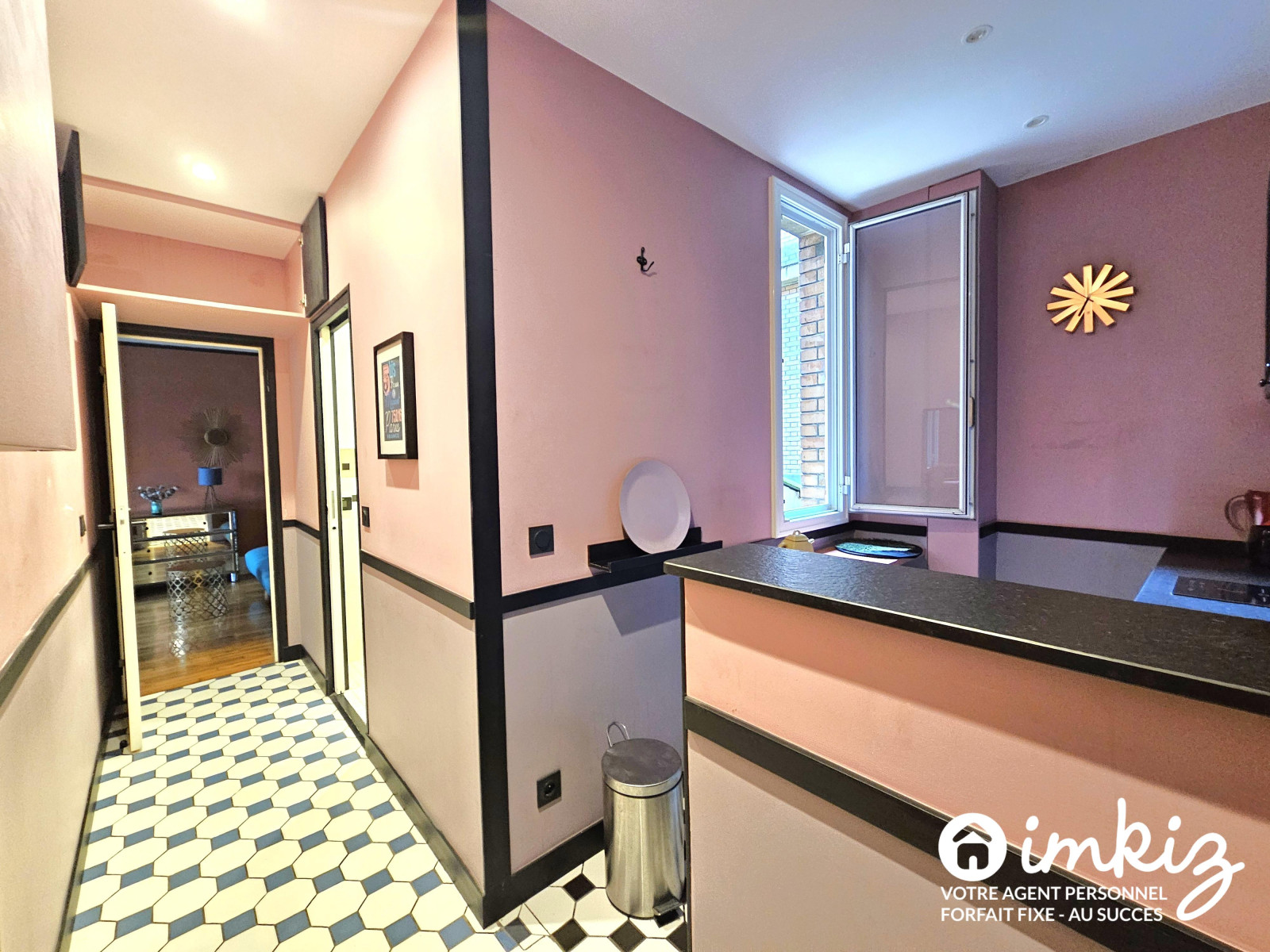 
                                                Vente
                                                 Charmant studio avec terrasse de 24 m²