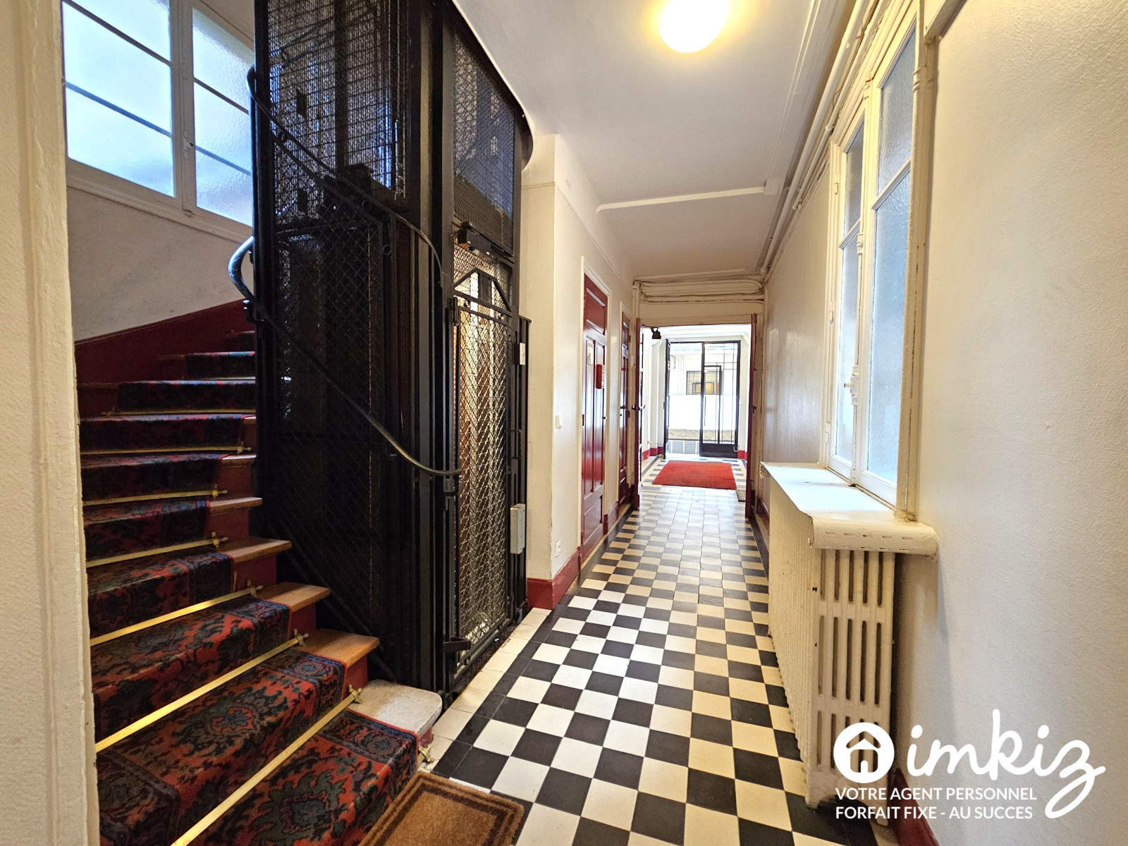 
                                                Vente
                                                 Charmant studio avec terrasse de 24 m²