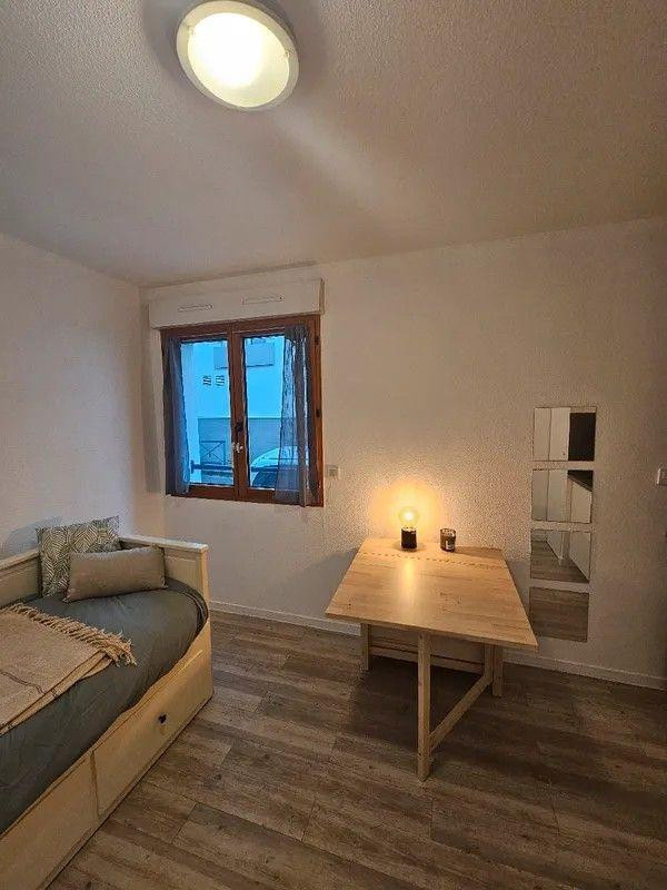 
                                                Location
                                                 Charmant studio meublé 16m² à Nantes