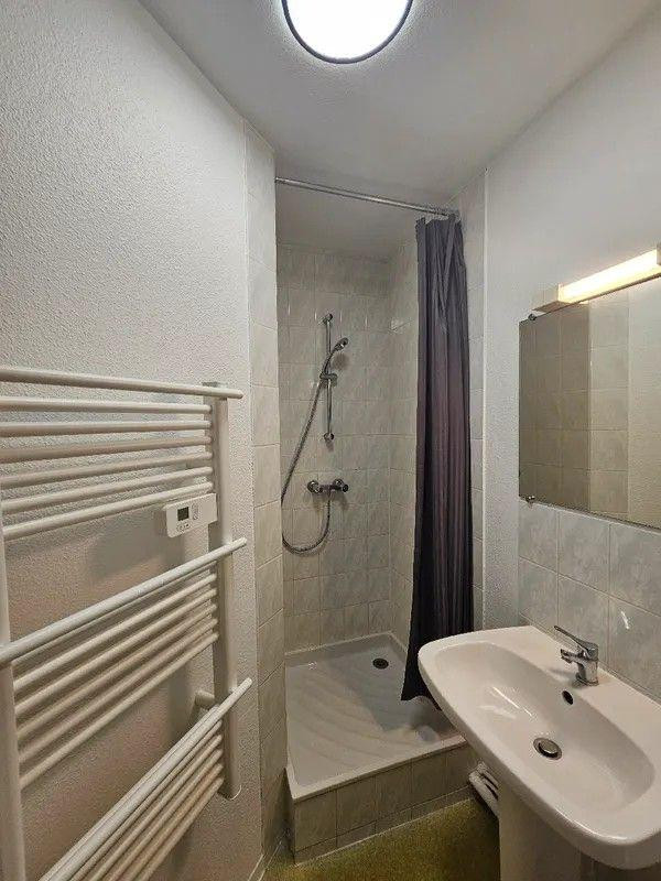 
                                                Location
                                                 Charmant studio meublé 16m² à Nantes