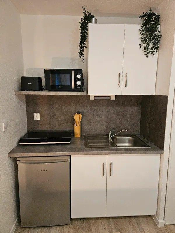 
                                                Location
                                                 Charmant studio meublé 16m² à Nantes