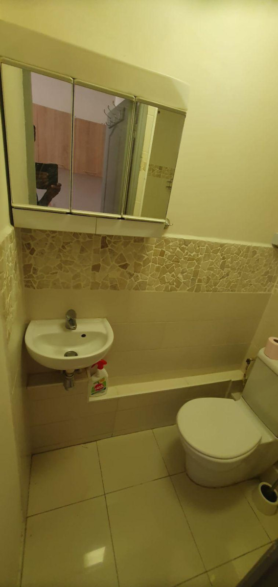 
                                                Location
                                                 Charmant studio meublé 18m²  plein de charme