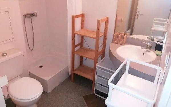 
                                                Location
                                                 Charmant studio meublé 23m2 proche Victoire